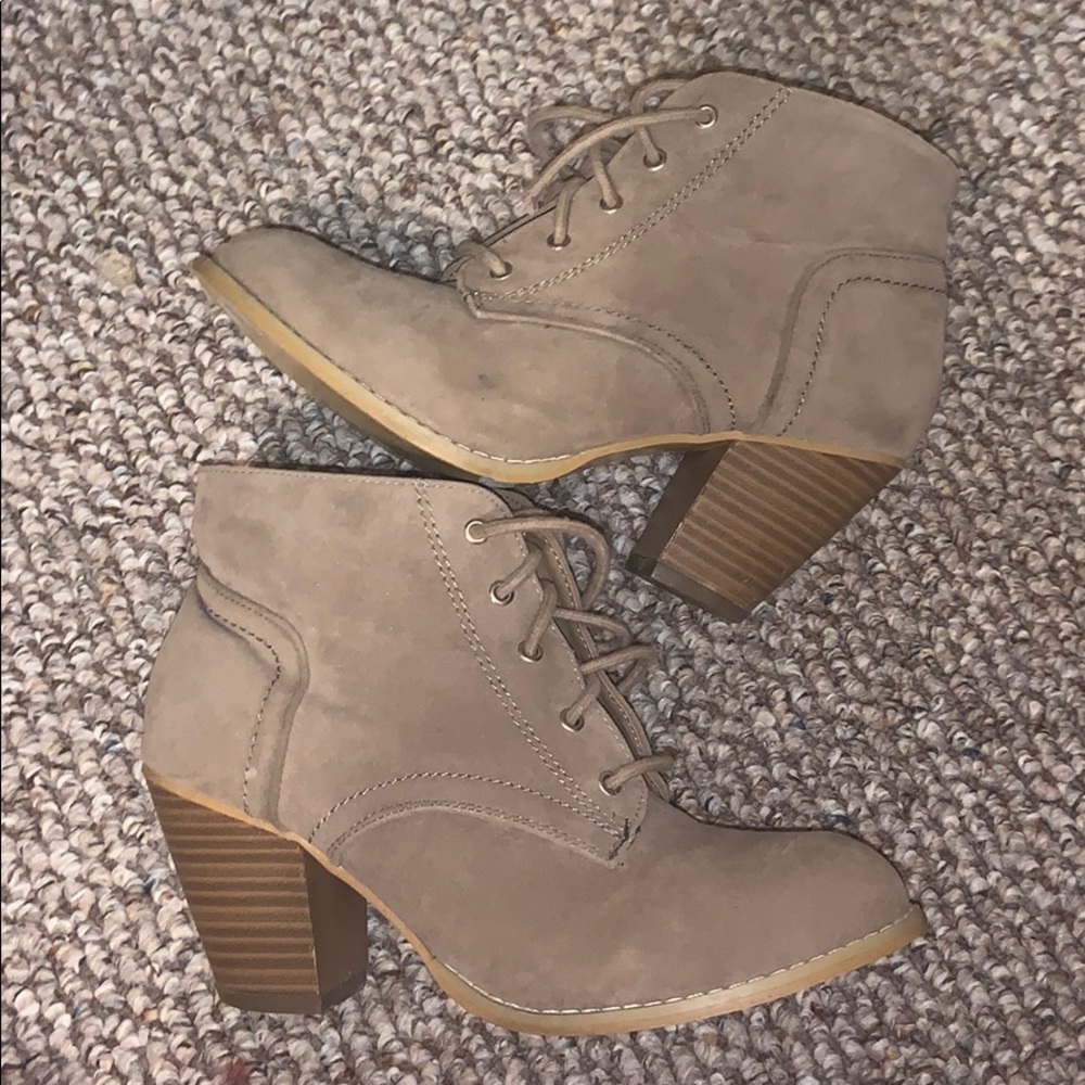 tan heeled booties